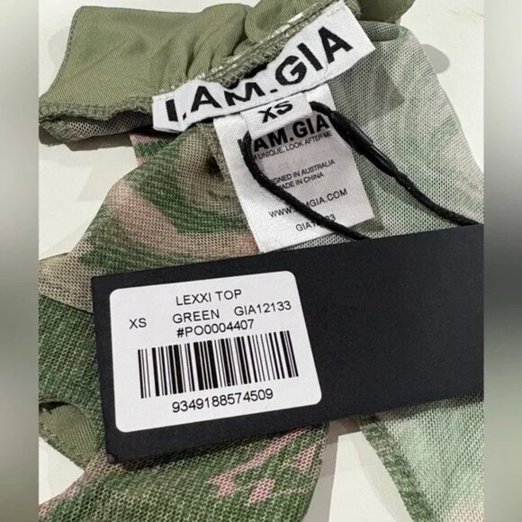 I.AM.GIA Lexxi Top in Green - Picture 4 of 4